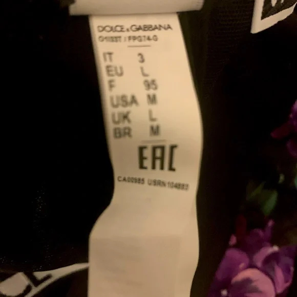 Gorgeous Dolce & Gabbana & DJ Khalid top/ short set 💜 - Picture 5 of 9